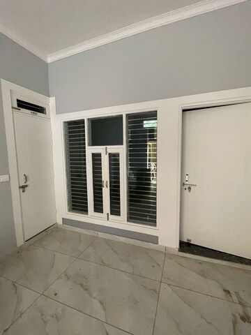 Room in 4 BHK Independent House at Sultanpur – for Sale