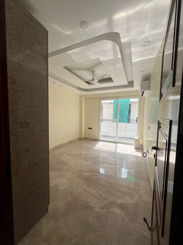 Bathroom in 5 BHK Apartment at Experion Windchants, Sector 112 – for Sale