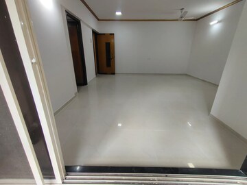 Room in 3 BHK Apartment at Sanskruti Splendour, Dahisar East – for Sale