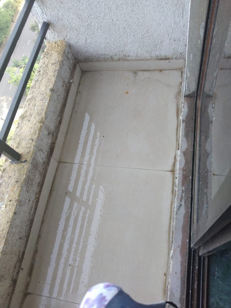 Balcony, advance-heights 4 Bedroom 2000 Sq.Ft. Apartment In Kharghar Navi Mumbai 7453743