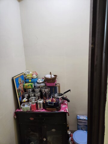 Furnished Amenities in 2 BHK Builder Floor at Ansal City – for Sale