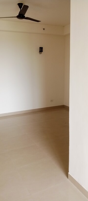 Room in 3 BHK Apartment at Sector 84 – for Sale