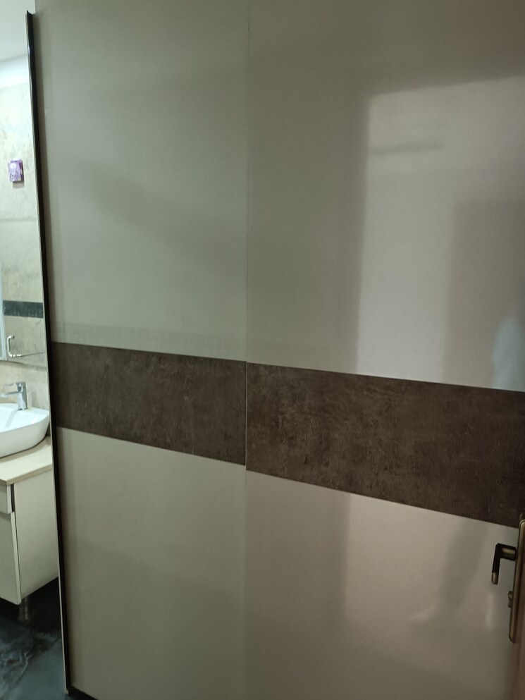 Bathroom, unitech-south-city-ii 2 Bedroom 1200 Sq.Ft. Builder Floor In Sector 50 Gurgaon 7454758