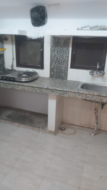 Bathroom in 2.5 BHK Apartment at Mayur Vihar – for Sale