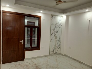 Room in 3 BHK Builder Floor at Chattarpur – for Sale