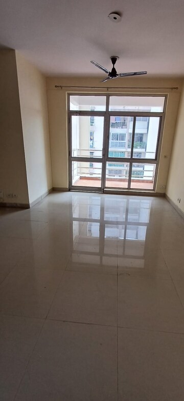 Room in 3 BHK Apartment at Piyush Heights, Sector 89 – for Sale
