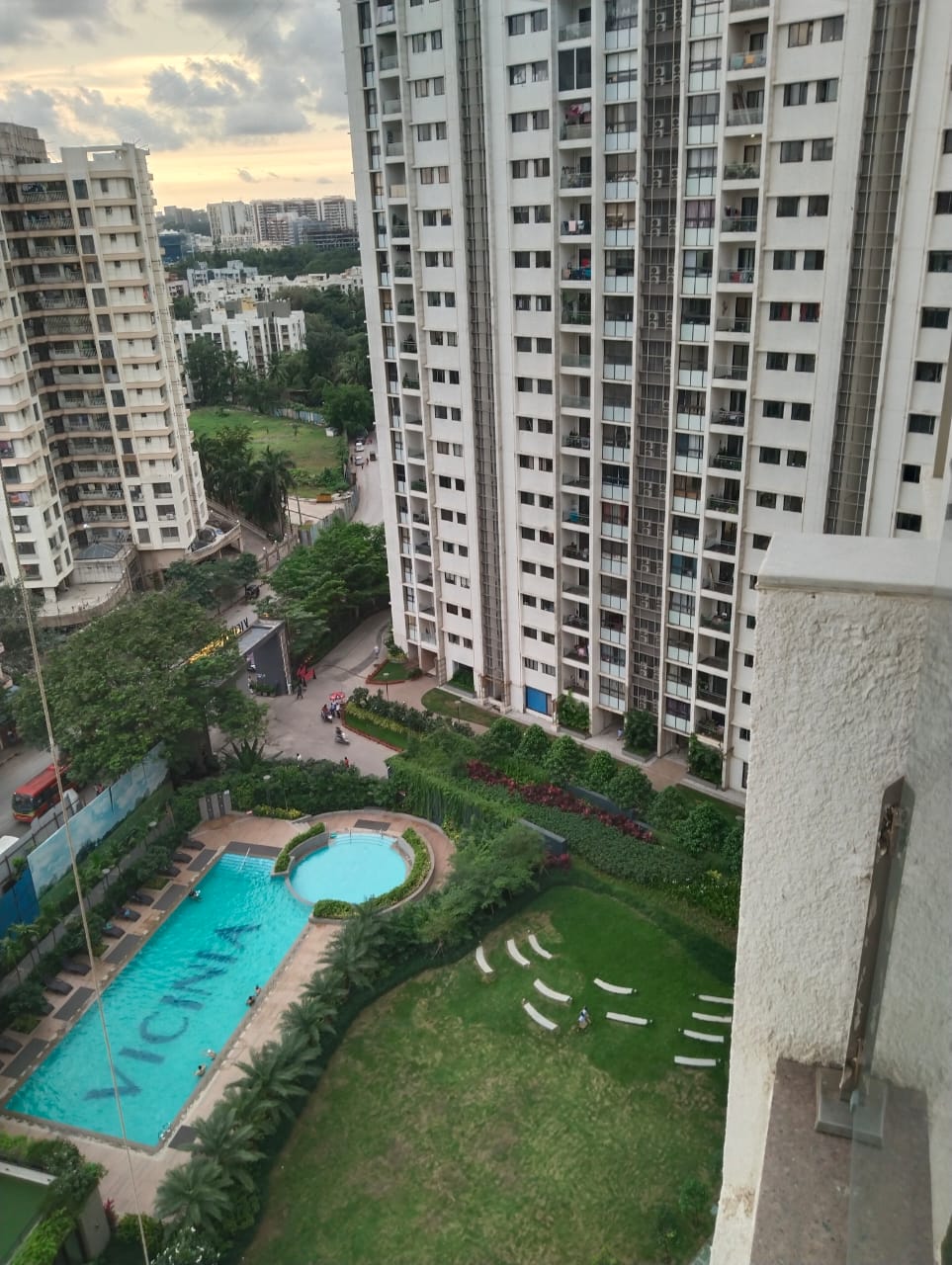 3 BHK Apartment For Rent in Shapoorji Pallonji Vicinia Powai Mumbai  7454939