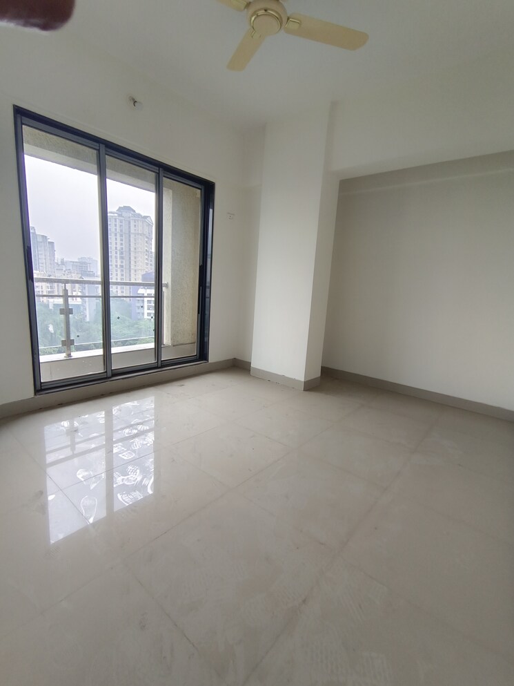 Room, haware-dahlia 3 Bedroom 850 Sq.Ft. Apartment In Kasarvadavali Thane 7454991