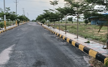 Plot For Sale in Bhanur