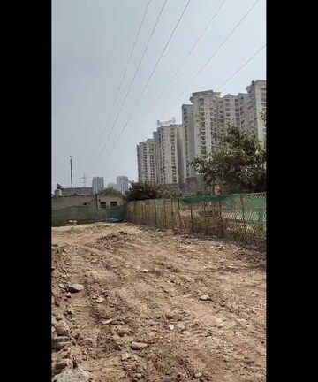 Commercial Land 670 Sq.Yd. For Resale in Sector 76 Noida  7455026