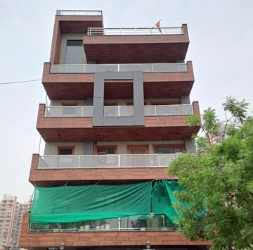 3 BHK Builder Floor For Sale in BPTP Parkland Pride, Sector 77