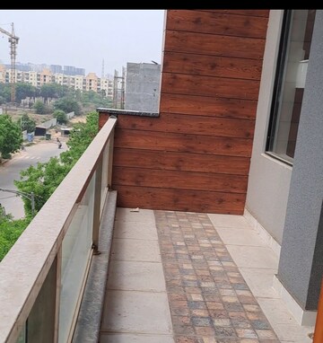3 BHK Builder Floor For Sale in BPTP Parkland Pride, Sector 77