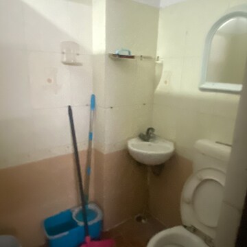 Bathroom in 1.5 BHK Apartment at Sector 21d – for Sale