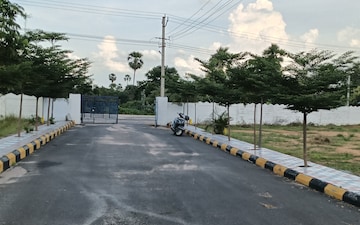 Plot For Sale in Hafeezpet