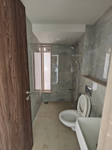 Bathroom in 3 BHK Apartment at L&T Seawoods Residences Phase 2, Seawoods – for Sale