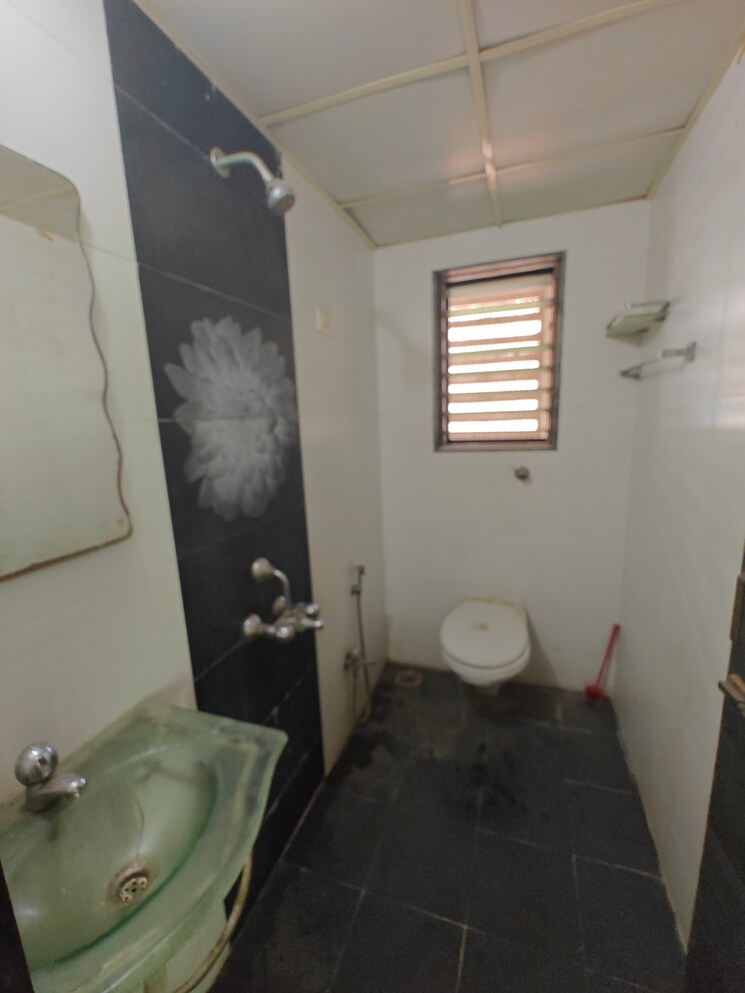 Bathroom, geetanjali-heights 3 Bedroom 1500 Sq.Ft. Apartment In Seawoods Navi Mumbai 7455219