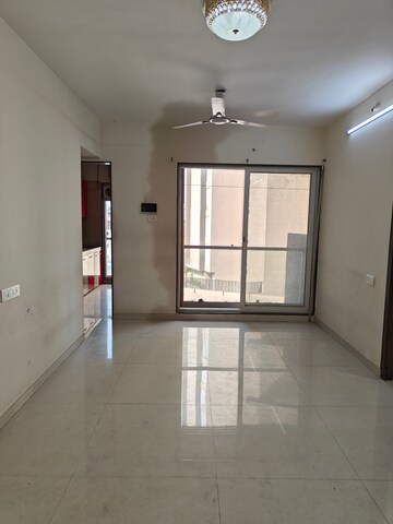 Room in 3 BHK Apartment at Tricity Panache, Sanpada – for Sale
