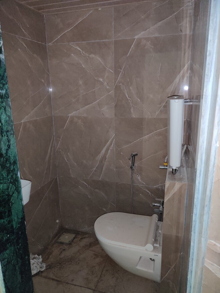 Washroom, ruparel-millennia Commercial Shop 200 Sq.Ft. In Parel Mumbai 7429653