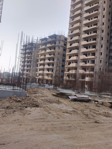 3 BHK Apartment – Exterior View View at Sidhartha Diplomats Golf Link, Sector 110 - for Sale