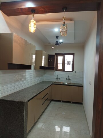 Room in 3 BHK Builder Floor at Peer Mucchalla – for Sale