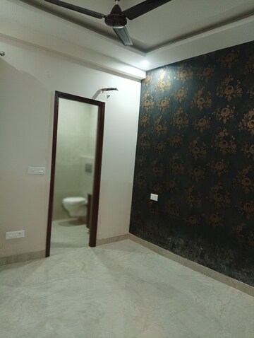 Room in 3 BHK Builder Floor at Peer Mucchalla – for Sale