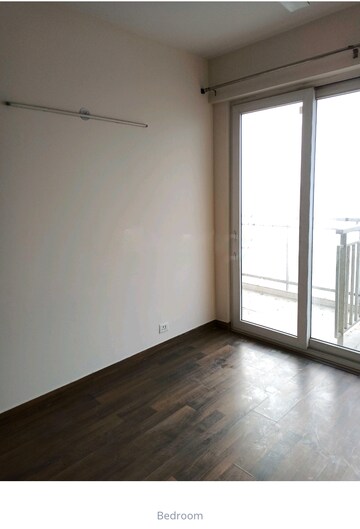 Room in 3.5 BHK Apartment at Conscient Heritage Max, Sector 102 – for Sale