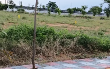 Plot For Sale in Jagadgiri Gutta