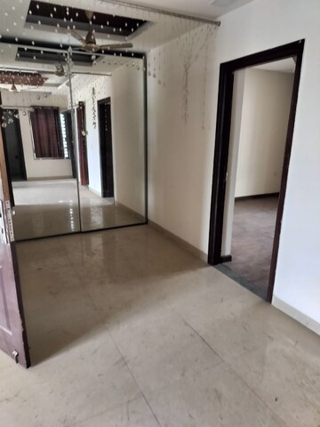 Room in 3 BHK Apartment at Bptp Park 81, Sector 81 – for Sale