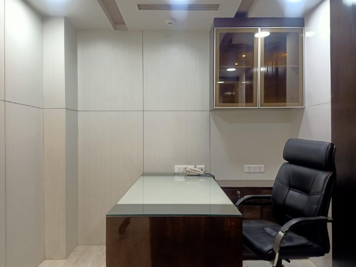 Commercial Office Space 360 Sq.Ft. For Rent in Laxmi Nagar Delhi  7455914