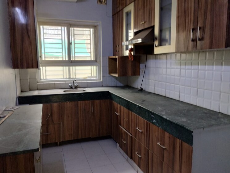 Kitchen, puri-pratham 3 Bedroom 1600 Sq.Ft. Apartment In Sector 84 Faridabad 7455927