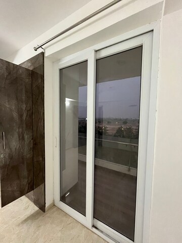 Building Lobby in 4 BHK Apartment at Omaxe Heights, Sector 86 – for Sale
