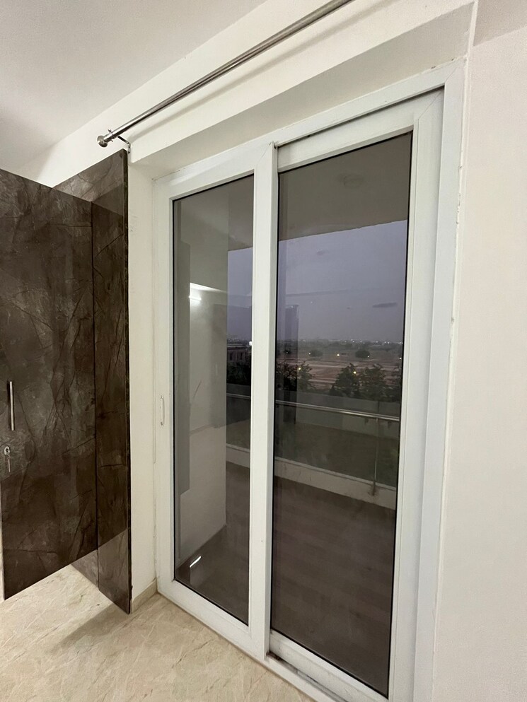 undefined, omaxe-heights 4 Bedroom 2430 Sq.Ft. Apartment In Sector 86 Faridabad 7455974