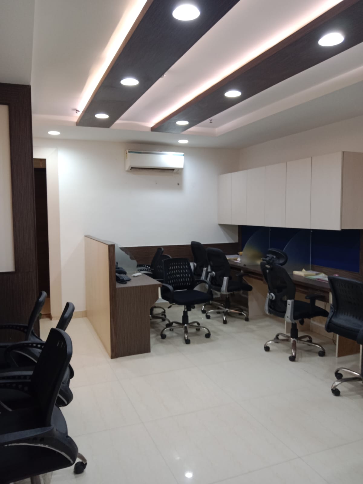 Commercial Office Space 800 Sq.Ft. For Rent in Netaji Subhash Place Delhi  7456096