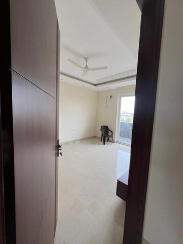 Room in 3 BHK Builder Floor at Sector 21d – for Sale