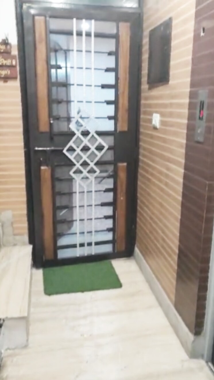 Exterior View, west patel nagar 3 Bedroom 1850 Sq.Ft. Builder Floor In West Patel Nagar Delhi 7456429