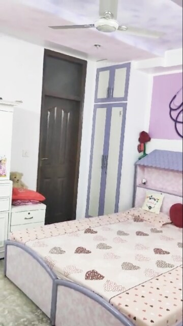 Bedroom in 3 BHK Builder Floor at West Patel Nagar – for Sale