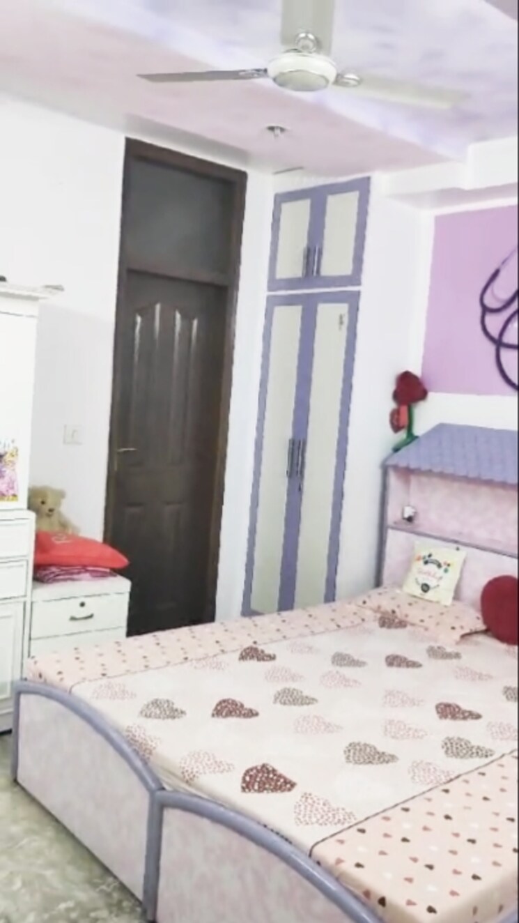 Bedroom, west patel nagar 3 Bedroom 1850 Sq.Ft. Builder Floor In West Patel Nagar Delhi 7456429