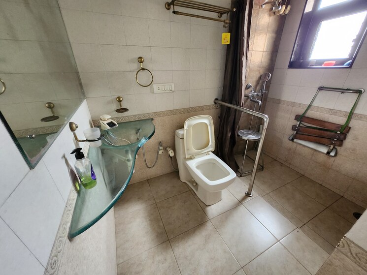 Bathroom, tata-glendale 3 Bedroom 1000 Sq.Ft. Apartment In Vasant Vihar Thane 7456451