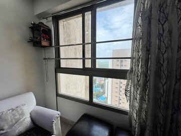 Room in 2 BHK Apartment at Lodha Luxuria, Majiwada – for Sale