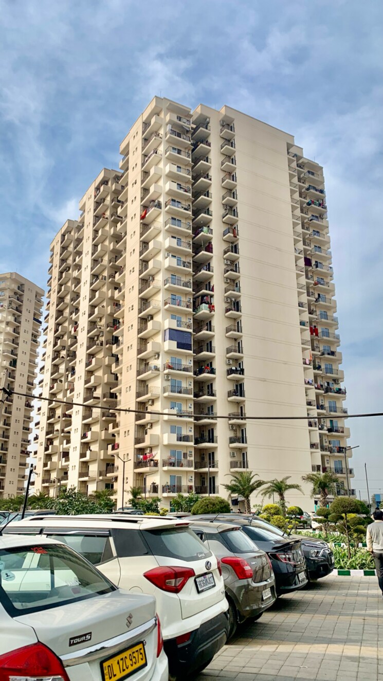 Exterior View, signature-global-the-roselia 2 Bedroom 800 Sq.Ft. Apartment In Sector 95a Gurgaon 7456733