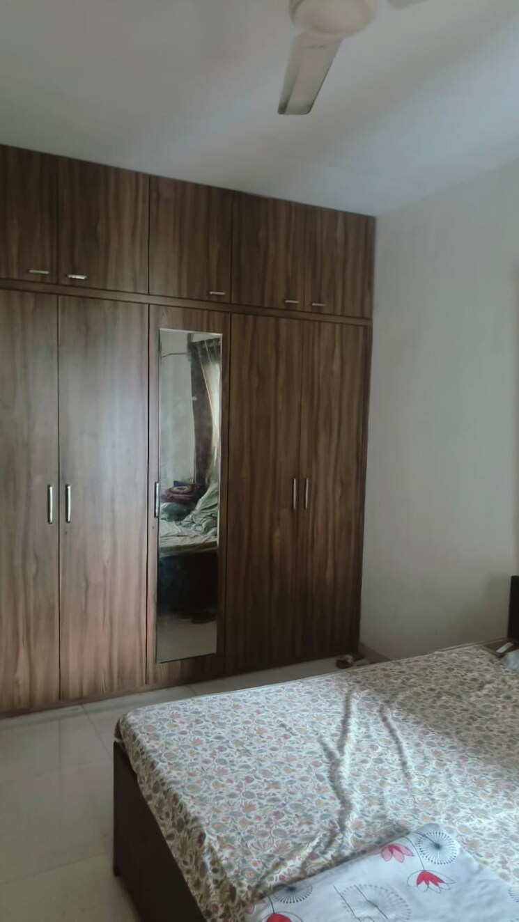 Bathroom, naiknavare-park-dew-chs-ltd 3 Bedroom 1650 Sq.Ft. Apartment In Kharghar Navi Mumbai 7456754