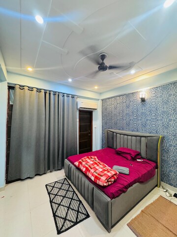 Bedroom in 6+ BHK Independent House at Sector 63a – for Sale
