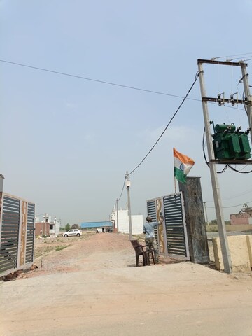  Plot – Exterior View View at Dhoom Manikpur - for Sale