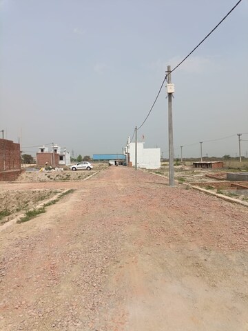 Plot Area in  Plot at Dhoom Manikpur – for Sale