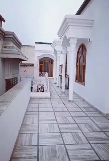 Building Lobby in 6 BHK Villa at Kanker Khera – for Sale