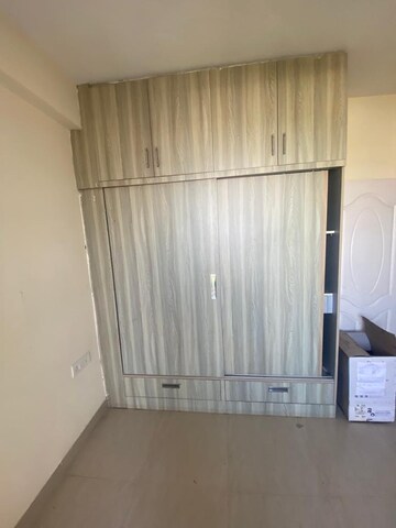 Furnished Amenities in 2 BHK Apartment at Shree Vardhman Mantra, Sector 67 – for Sale