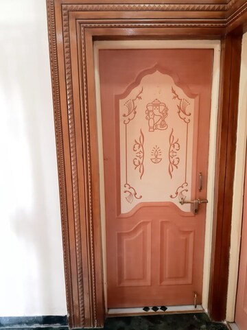 Bathroom in 2 BHK Apartment at Gayatri Nagar – for Rent