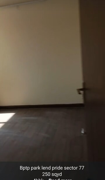 Room in 4 BHK Builder Floor at BPTP Parkland Pride, Sector 77 – for Sale