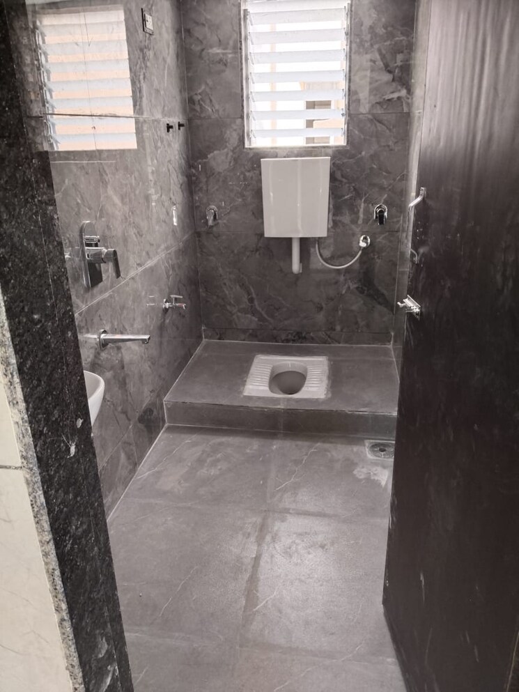 Bathroom, omkar-nirman-ganesh-darshan 1 Bedroom 610 Sq.Ft. Apartment In Ambernath East Thane 7457824