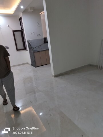 Room in 3 BHK Builder Floor at Pratap Vihar GDA Flats, Pratap Vihar – for Sale
